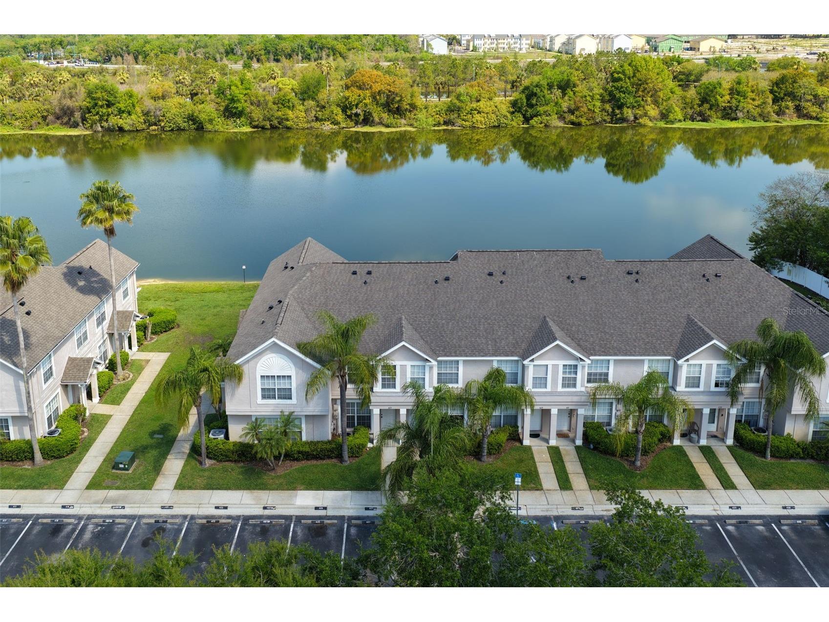 425 Kensington Lake Circle Brandon FL 33511 TB8490338 image1