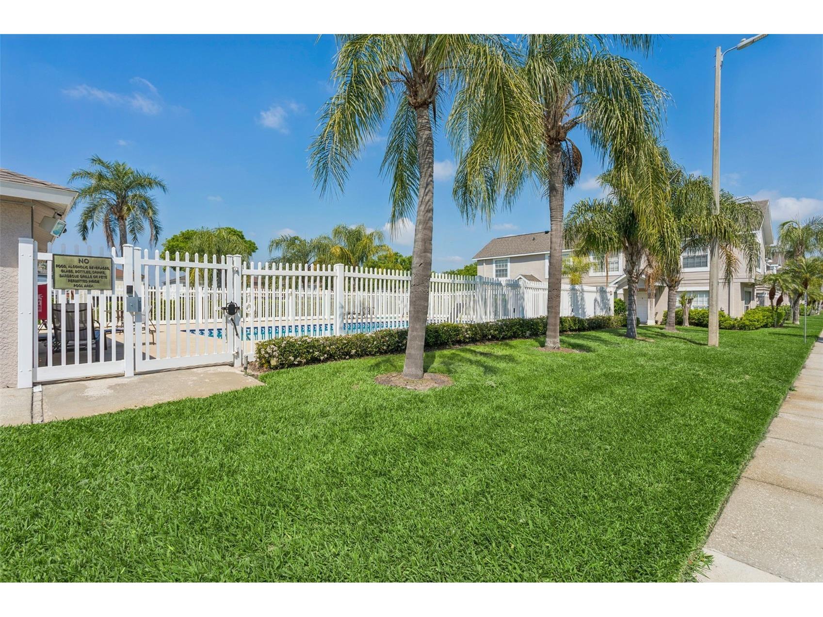 425 Kensington Lake Circle Brandon FL 33511 TB8490338 image28