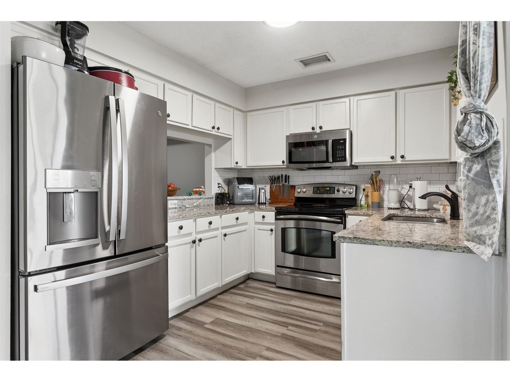425 Kensington Lake Circle Brandon FL 33511 TB8490338 image8