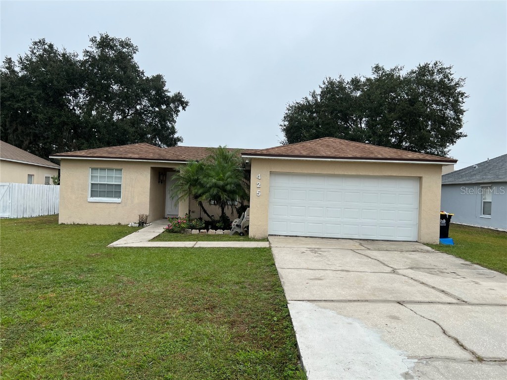 425 Lark Court Kissimmee FL 34759 S5095739 image1