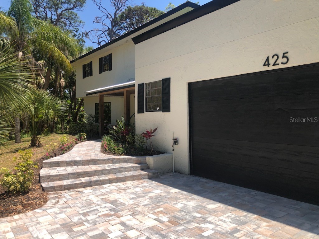 425 Laurel Road W Nokomis FL 34275 D6141735 image1