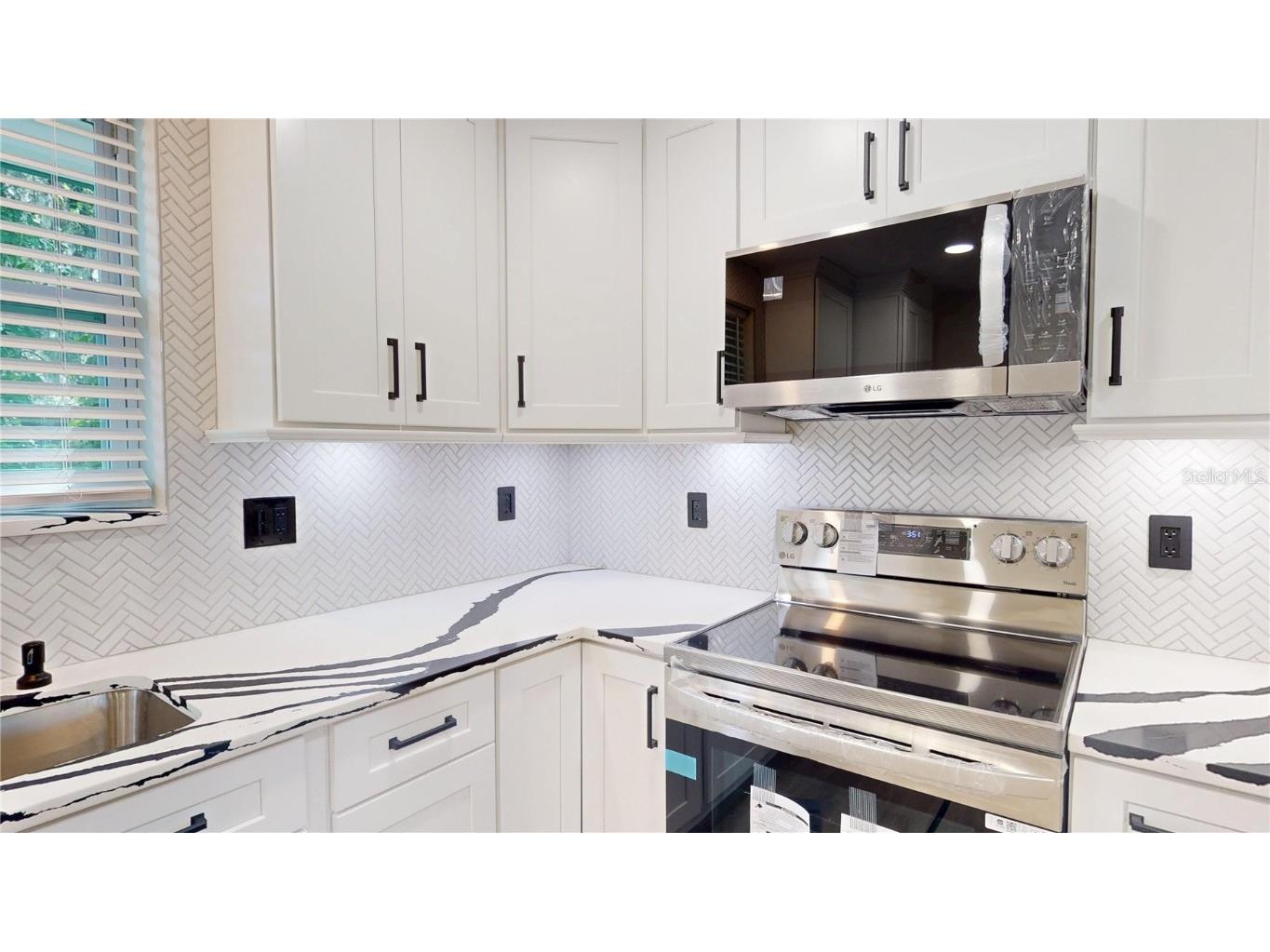 425 Lockhart Street Daytona Beach FL 32114 O6341414 image7