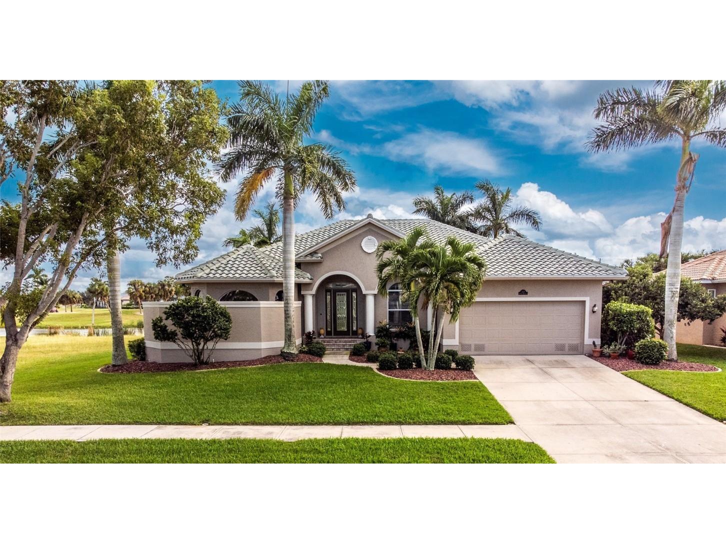 425 Madrid Boulevard Punta Gorda FL 33950 - ON TWIN ISLES GOLF COURSE C7483601 image1