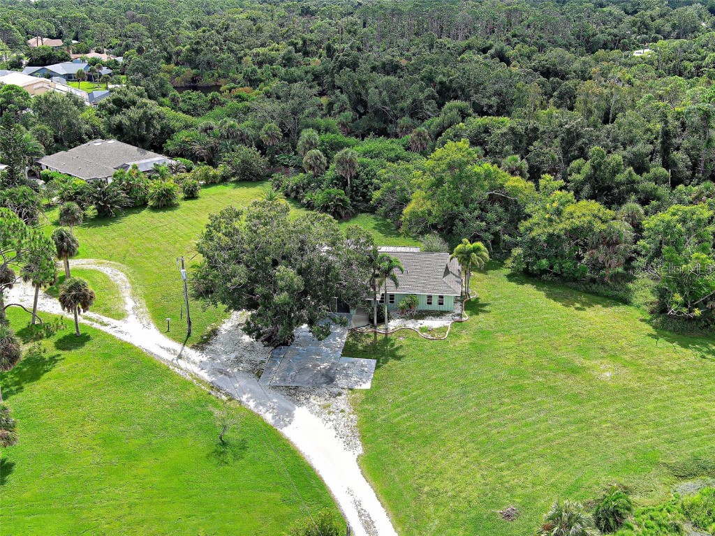 425 Morrison Avenue Englewood FL 34223 D6144406 image2