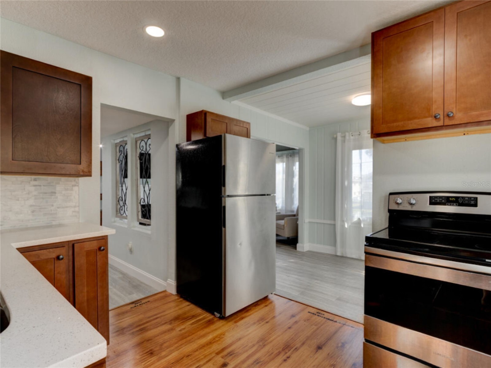 425 N Oleander Avenue Daytona Beach FL 32118 S5144567 image3