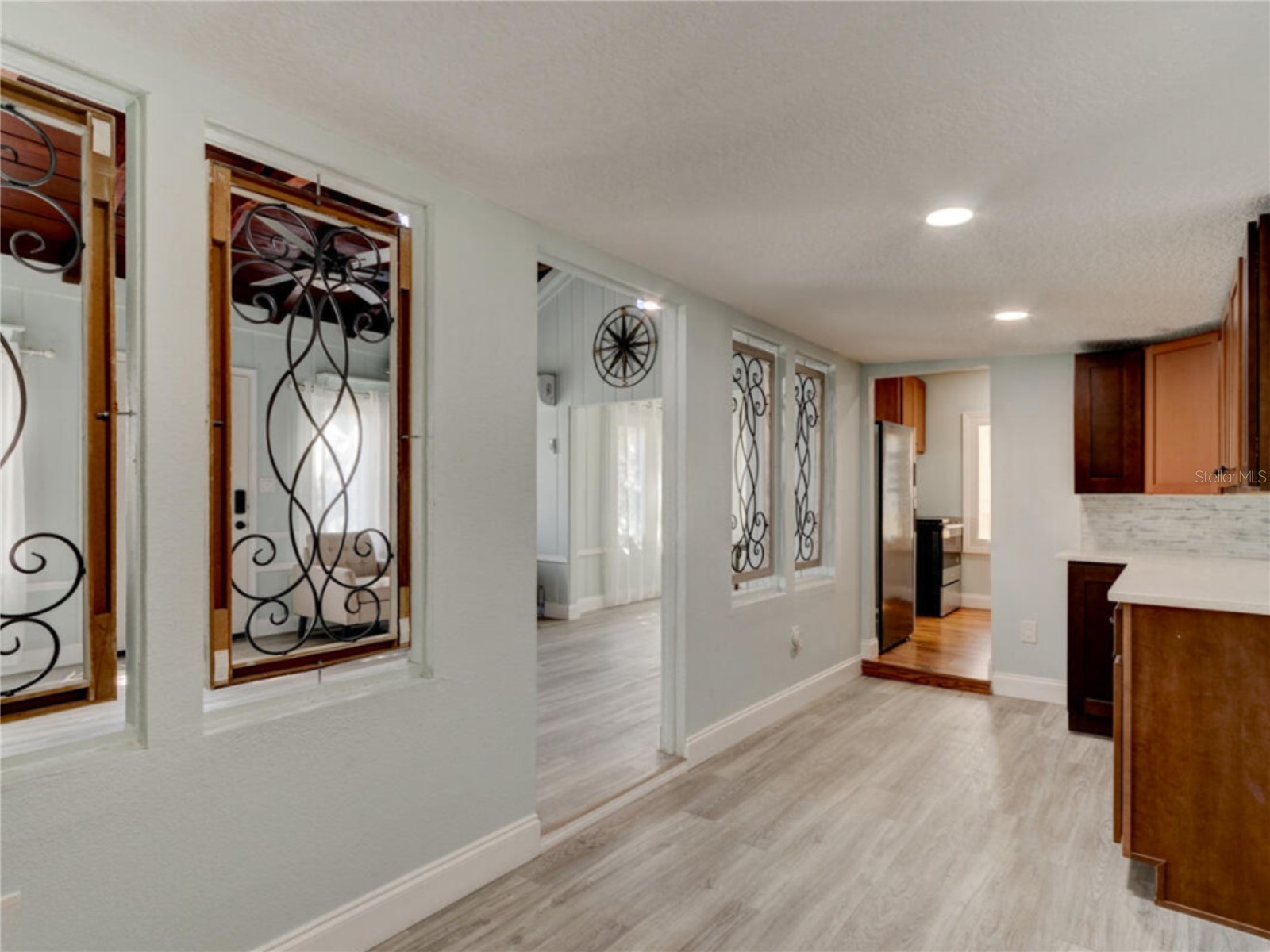 425 N Oleander Avenue Daytona Beach FL 32118 S5144567 image4