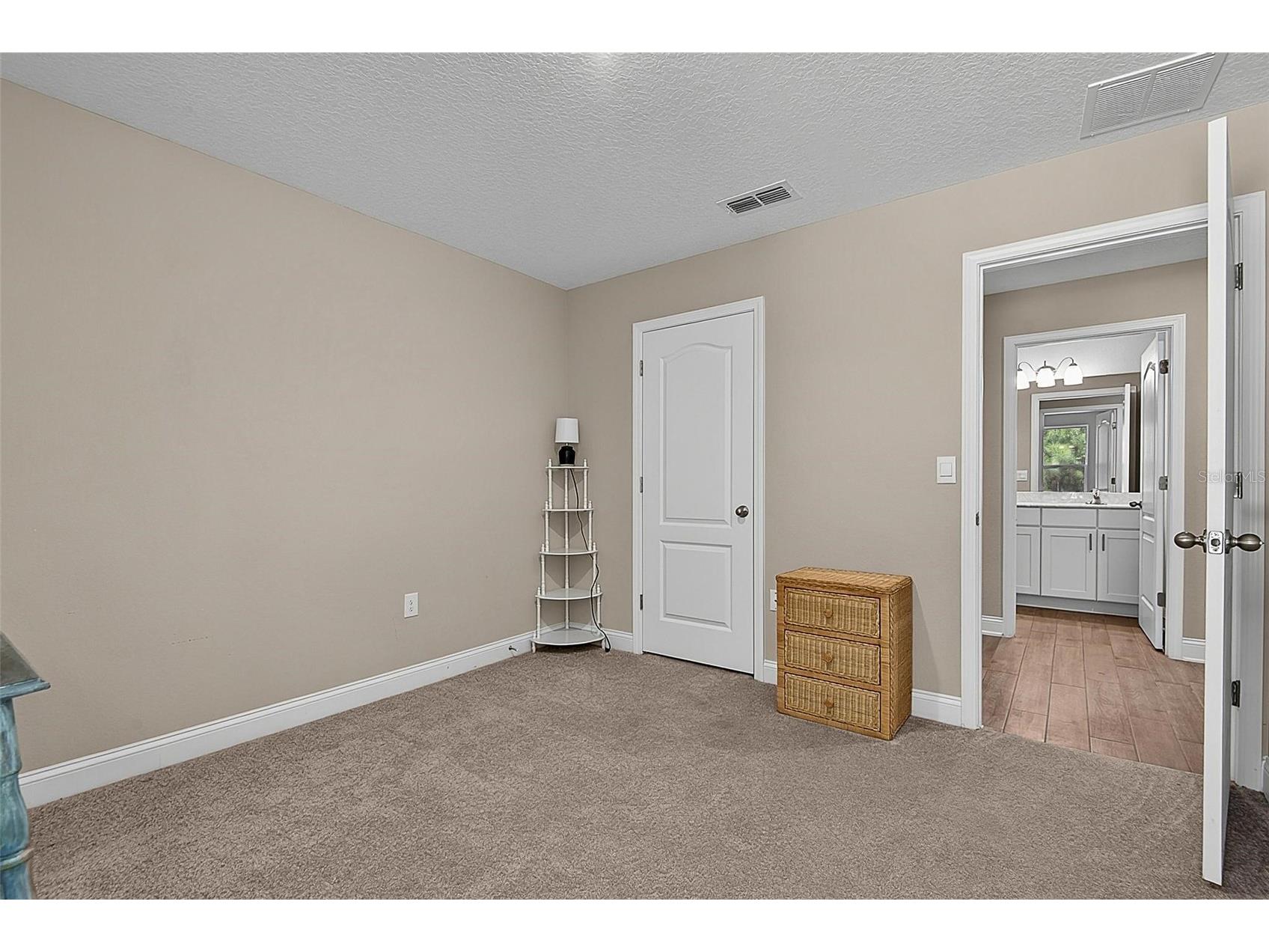 425 Narvarez Avenue Saint Augustine FL 32084 FC319650 image33