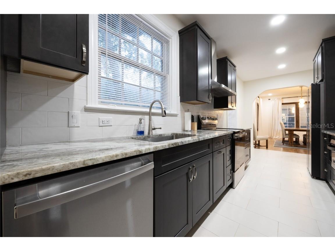 425 NE Boulevard Gainesville FL 32601 GC533431 image12