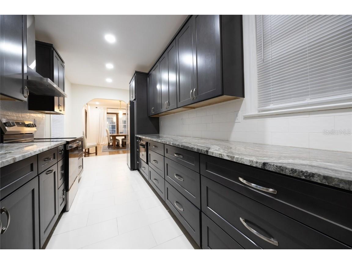 425 NE Boulevard Gainesville FL 32601 GC533431 image13