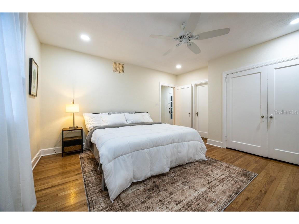 425 NE Boulevard Gainesville FL 32601 GC533431 image14