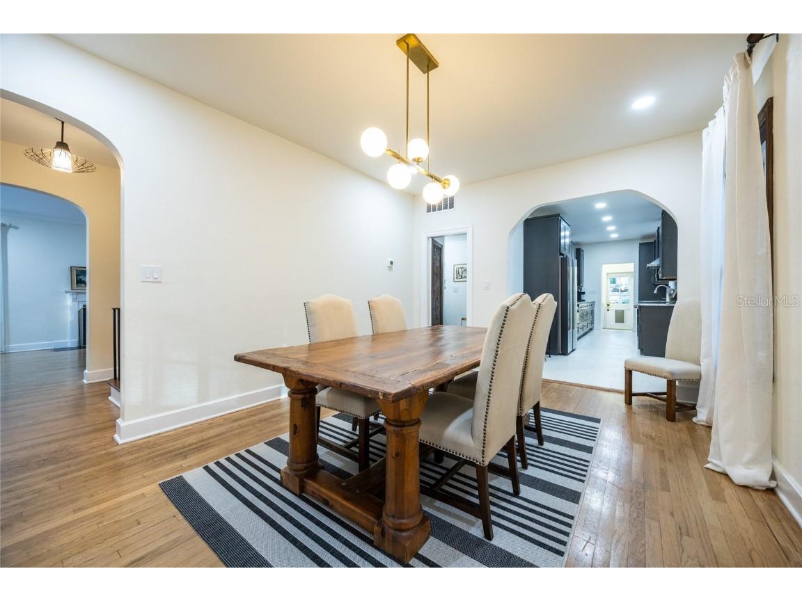 425 NE Boulevard Gainesville FL 32601 GC533431 image3