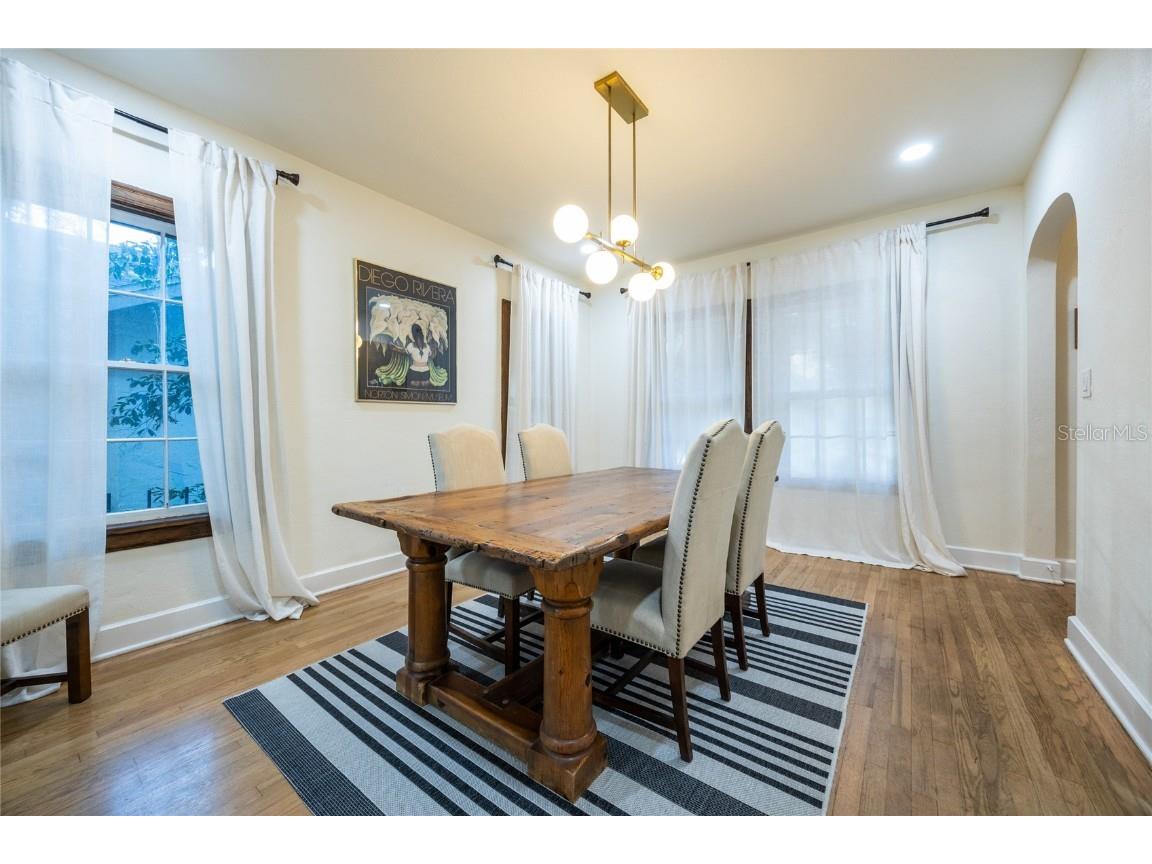 425 NE Boulevard Gainesville FL 32601 GC533431 image6