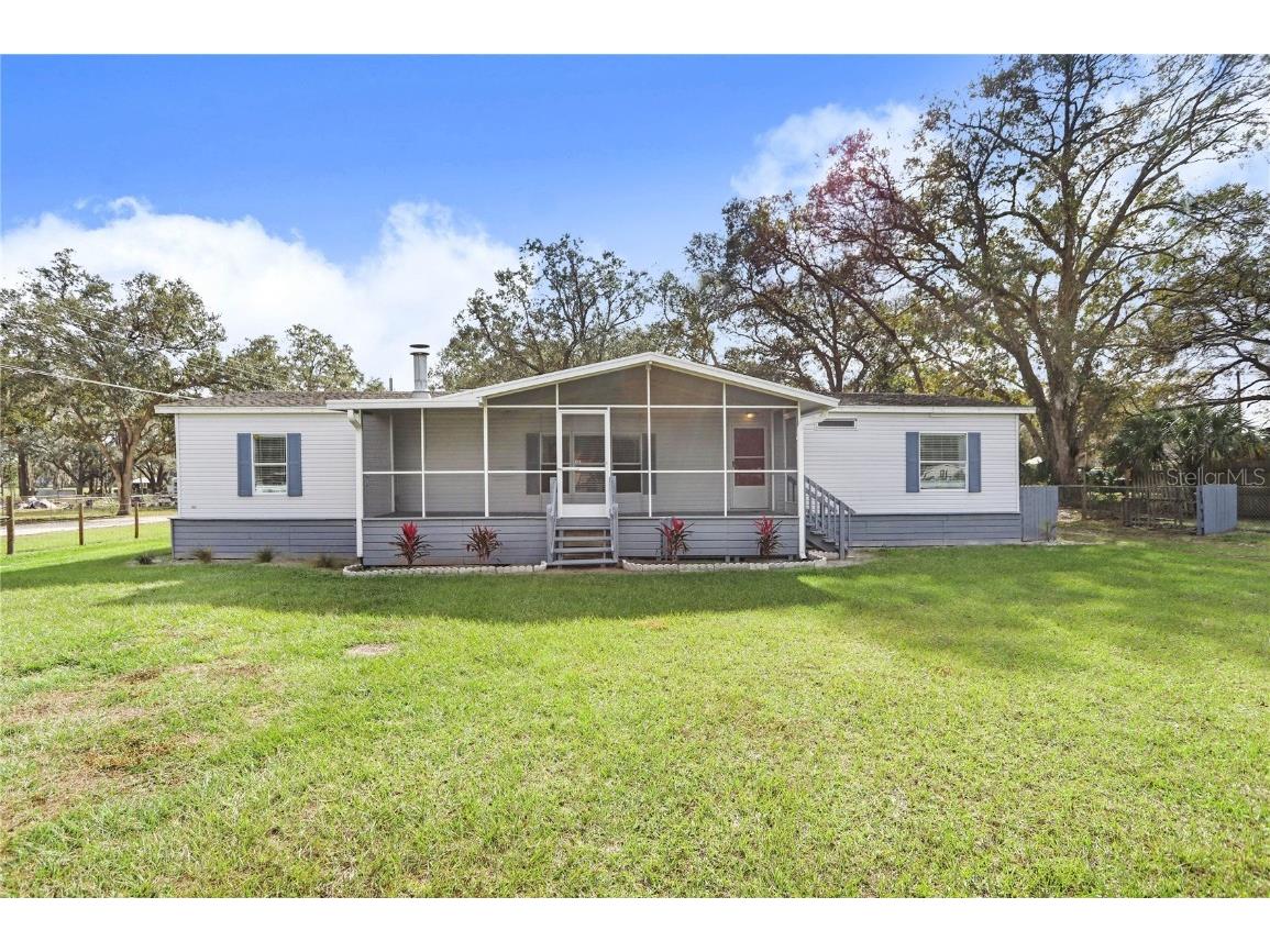 425 Old Welcome Road Lithia FL 33547 T3413693 image1