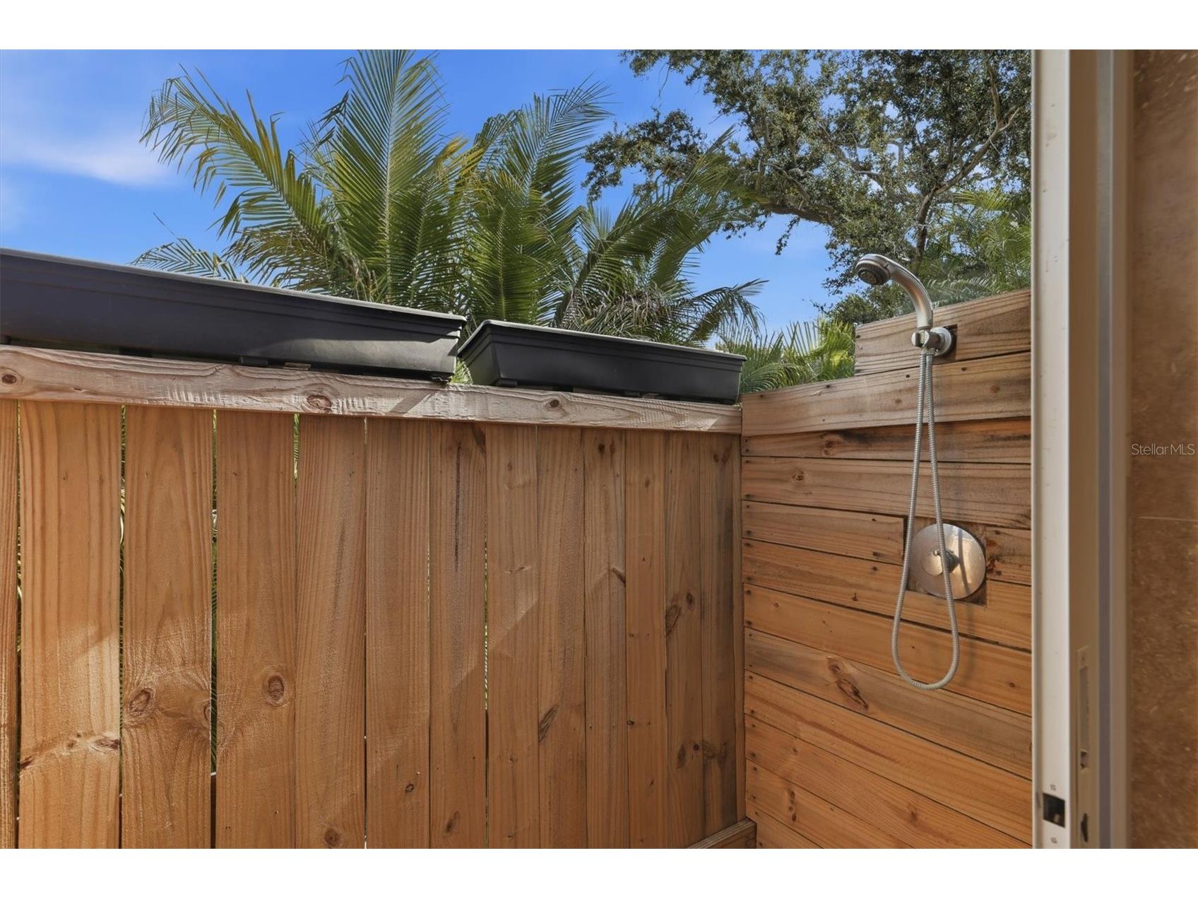 425 Partridge Circle Sarasota FL 34236 A4677779 image26