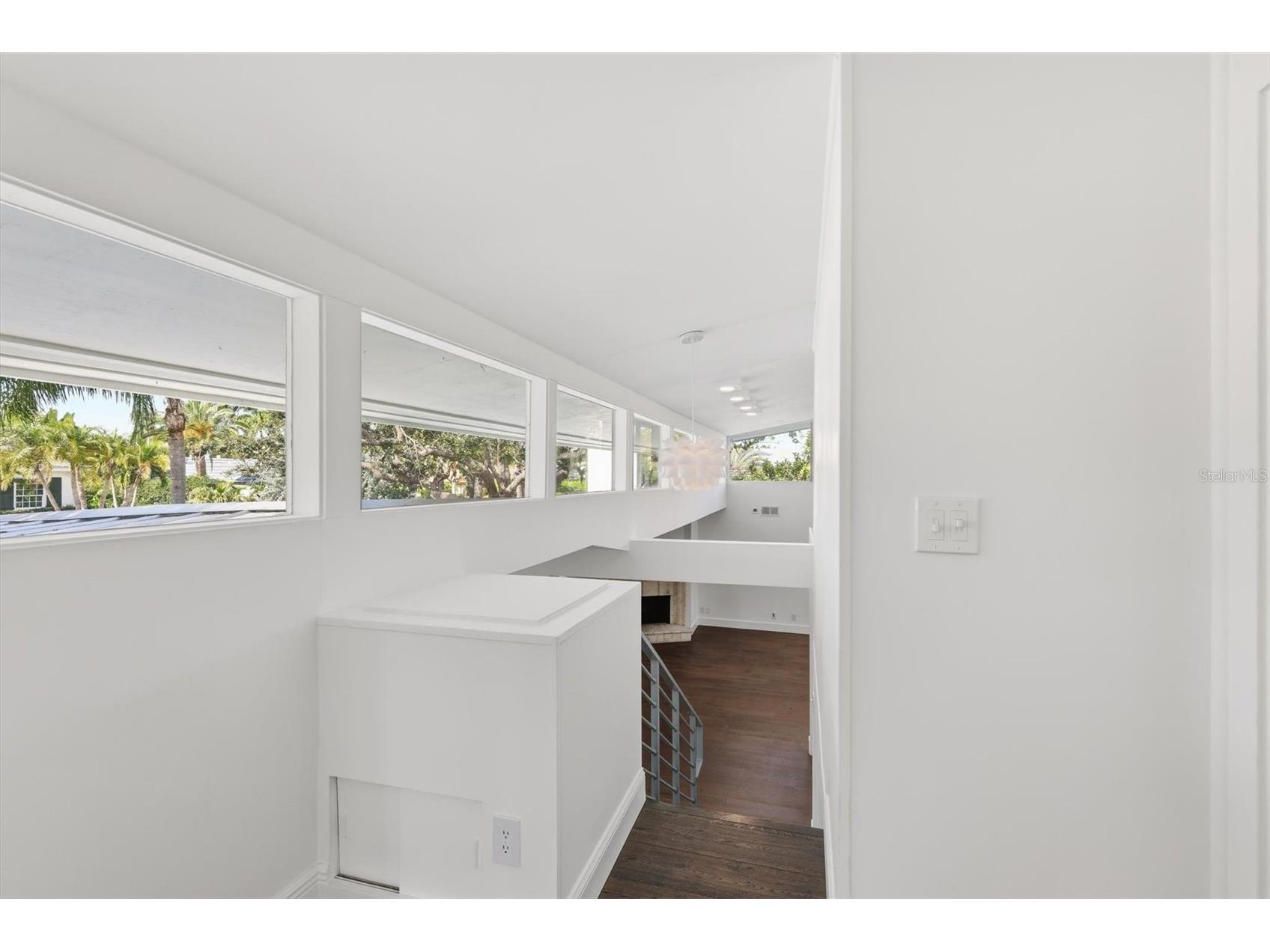 425 Partridge Circle Sarasota FL 34236 A4677779 image29