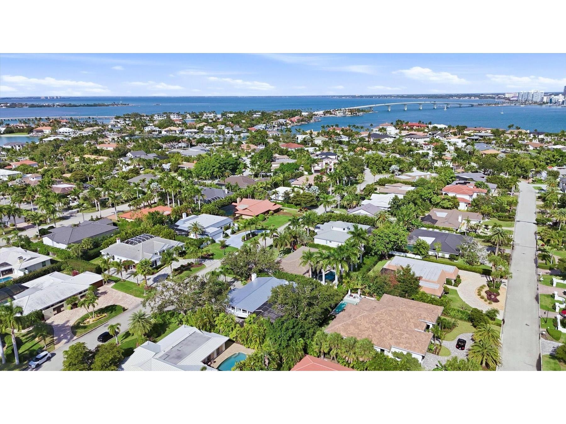 425 Partridge Circle Sarasota FL 34236 A4677779 image57