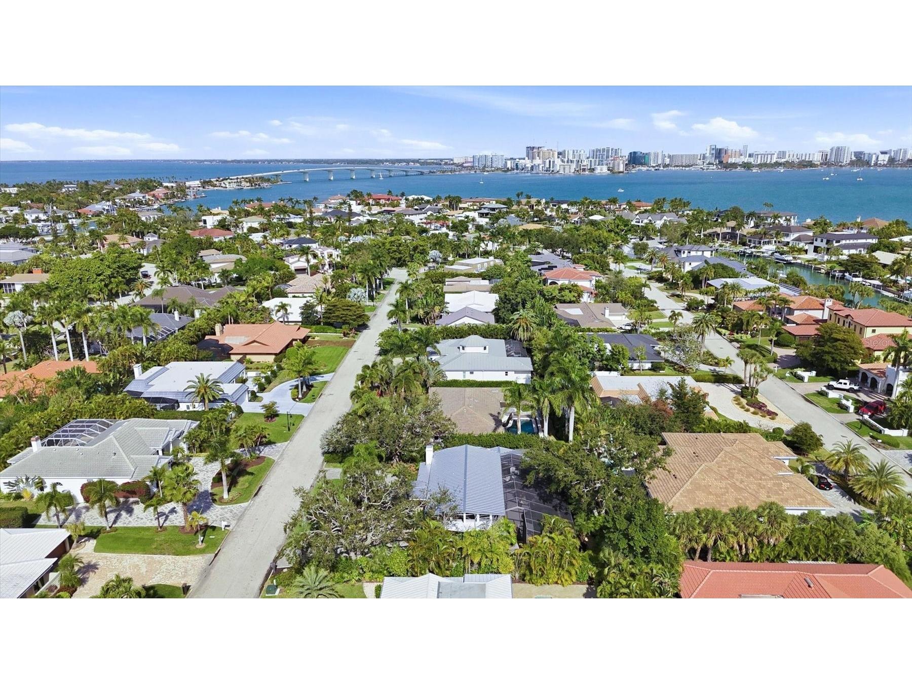 425 Partridge Circle Sarasota FL 34236 A4677779 image58