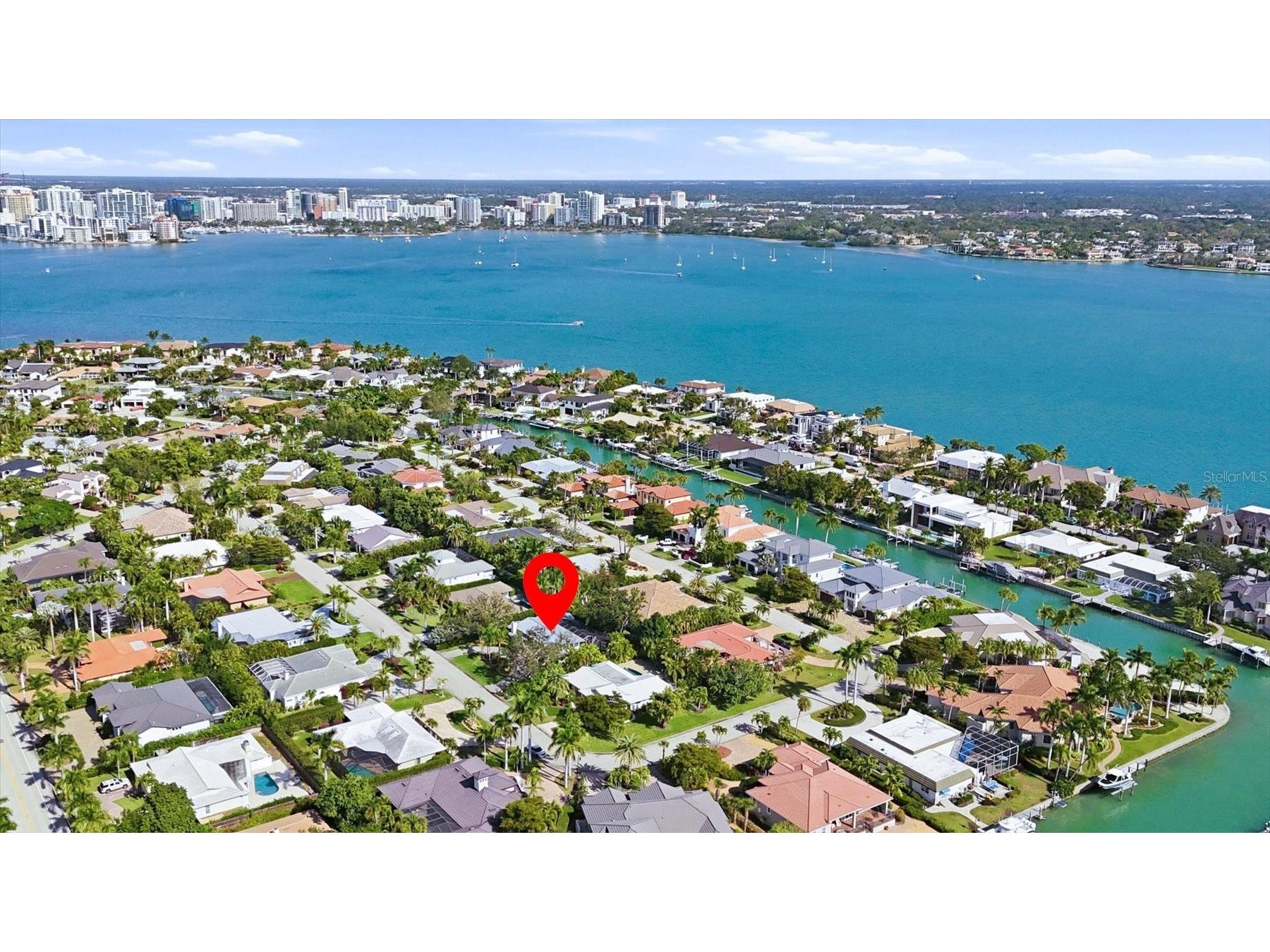 425 Partridge Circle Sarasota FL 34236 A4677779 image59