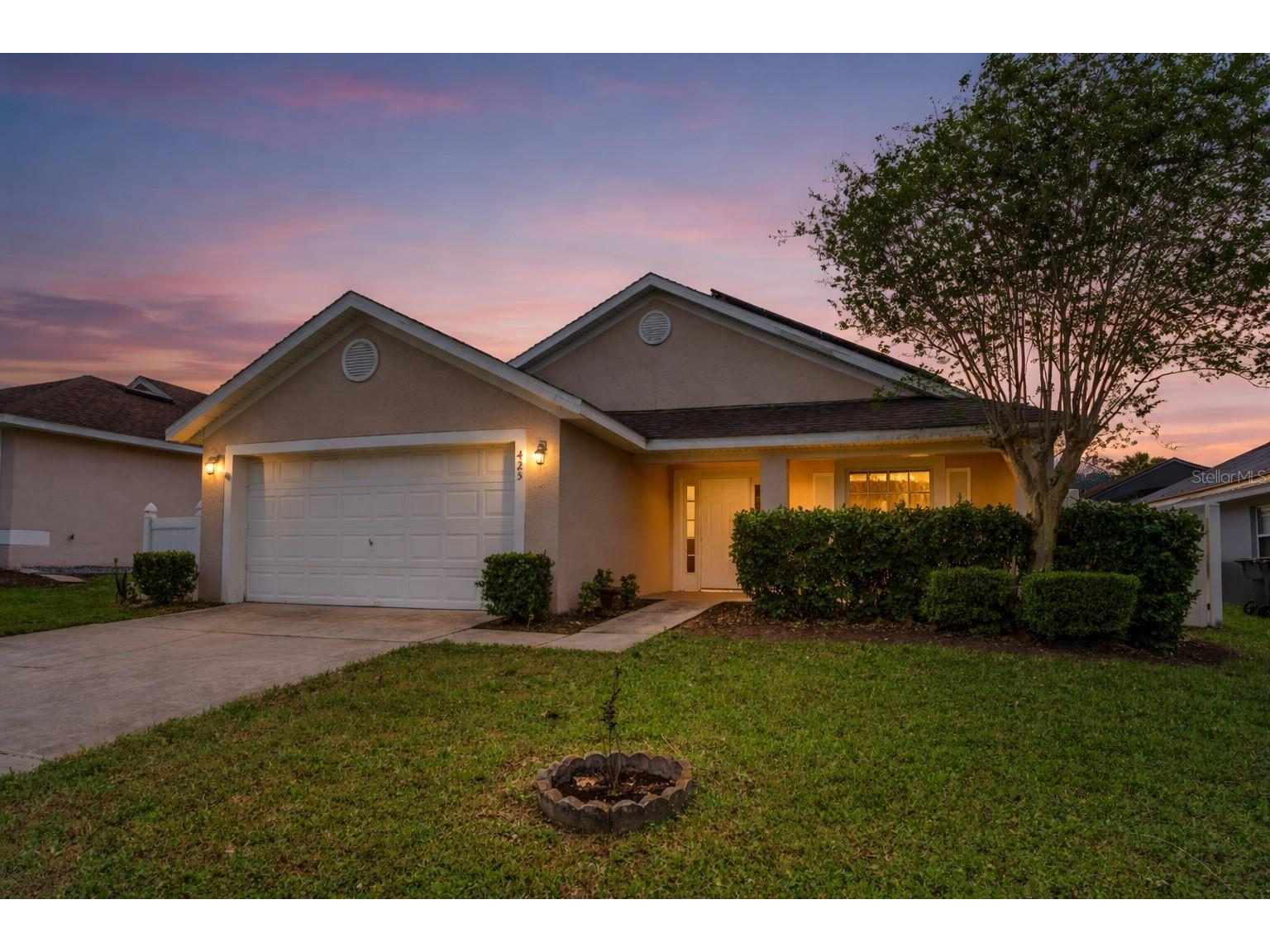 425 Pine Cone Drive Davenport FL 33897 O6398057 image1