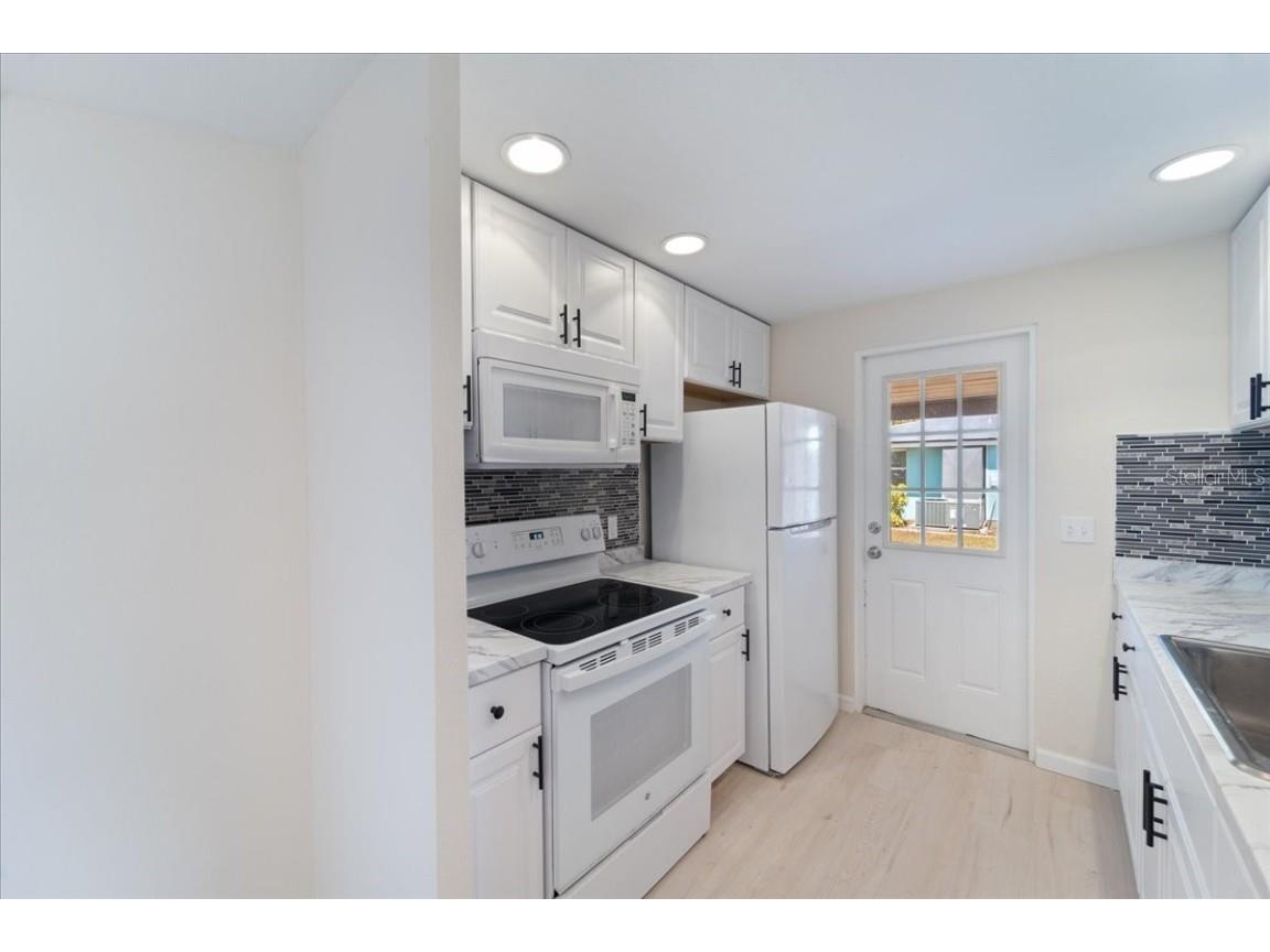 425 Skylark Lane NW Port Charlotte FL 33952 A4646554 image11