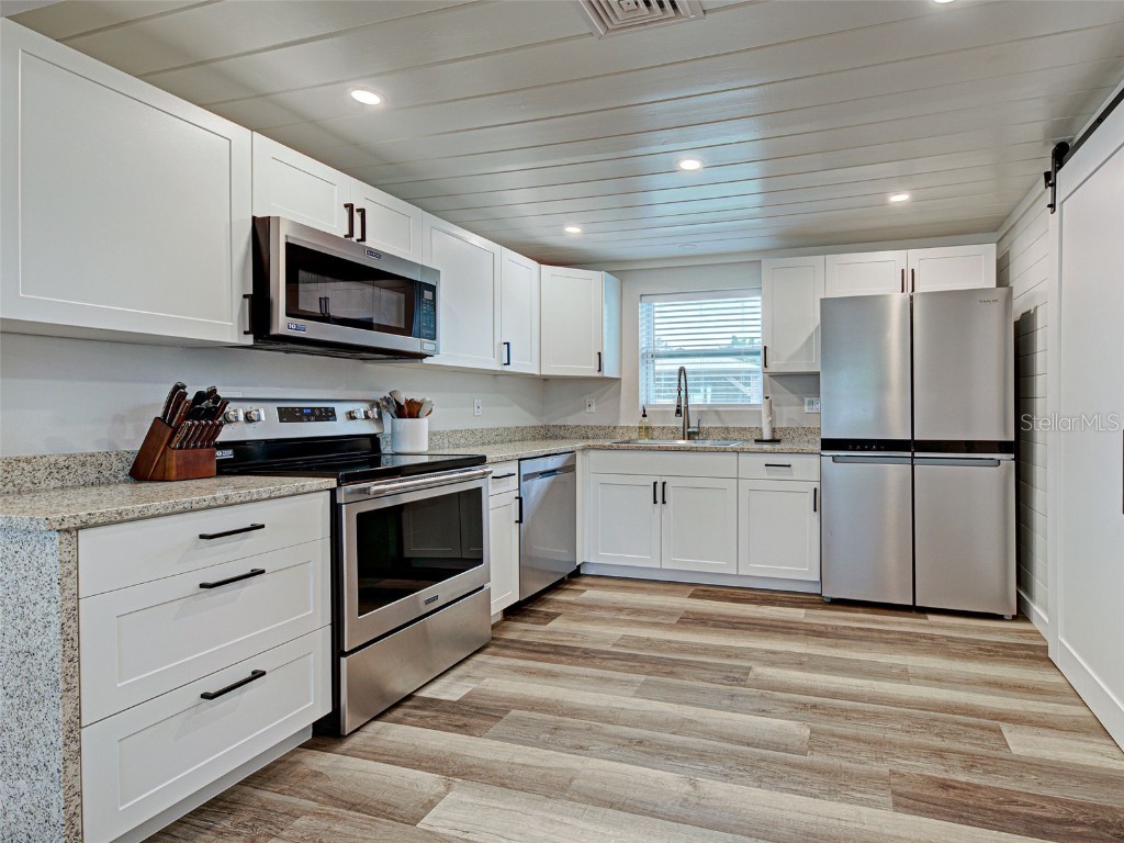 425 Yale Street Englewood FL 34223 D6144141 image8