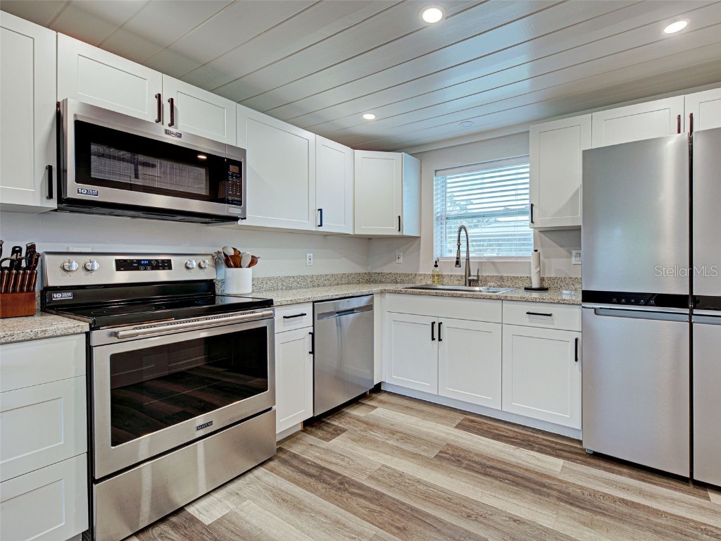 425 Yale Street Englewood FL 34223 D6144141 image9