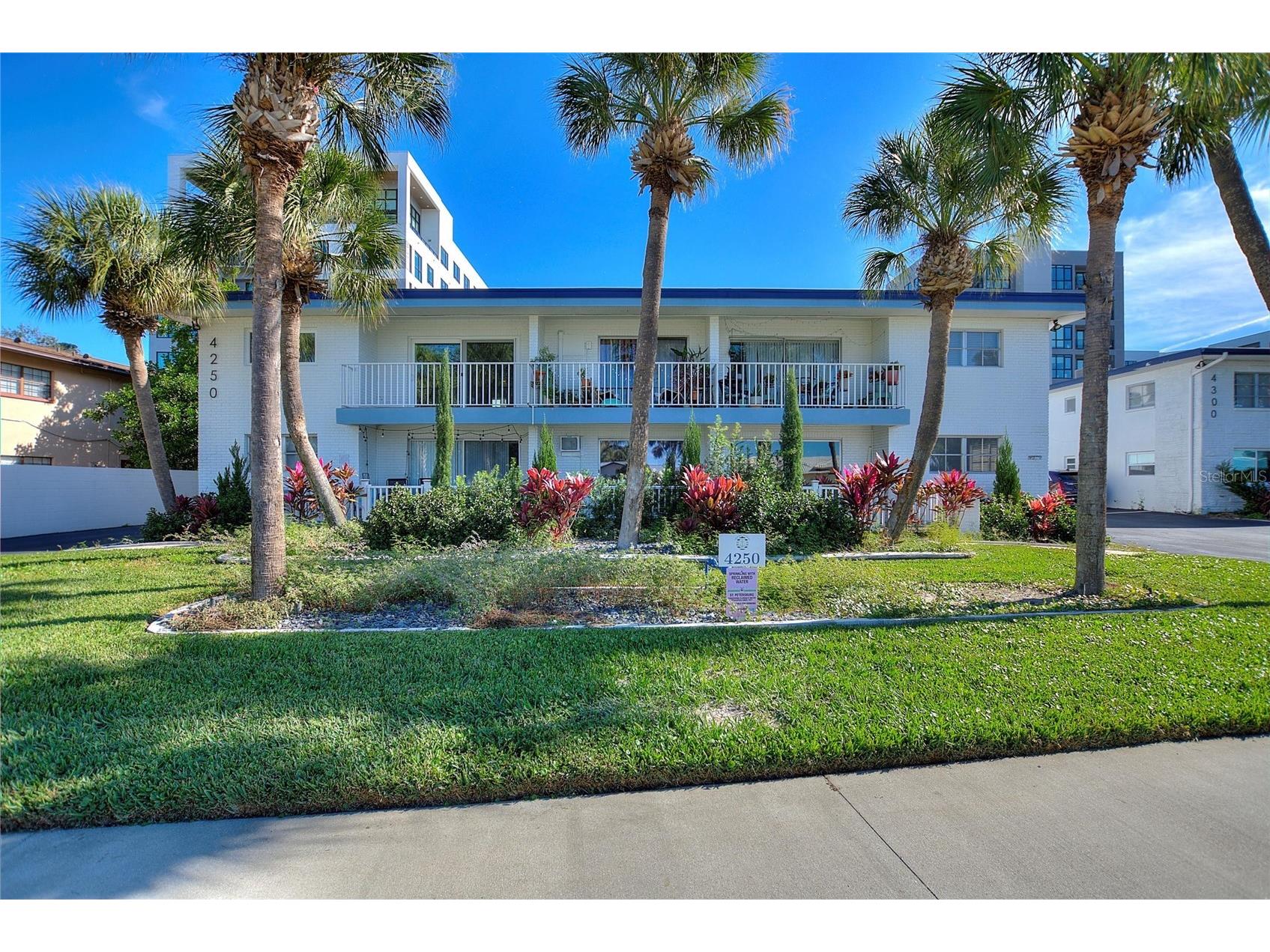 4250 37th Street S #5 Saint Petersburg FL 33711 TB8466557 image1