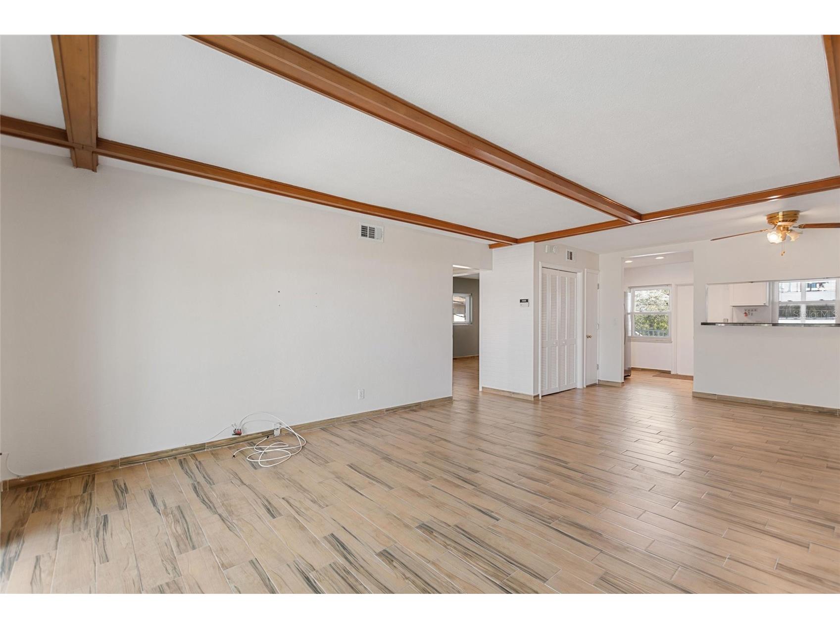 4250 37th Street S #5 Saint Petersburg FL 33711 TB8466557 image12