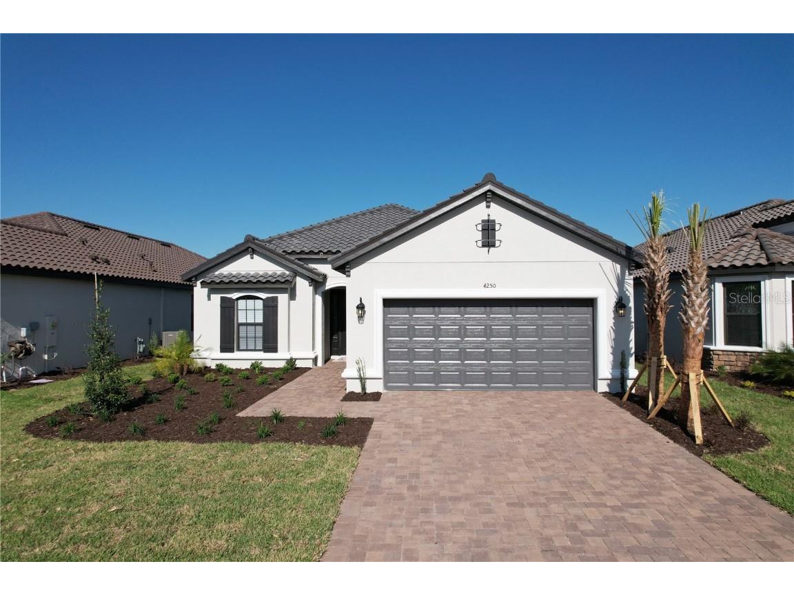 4250 Isonzo Way Wesley Chapel FL 33543 J944286 image1