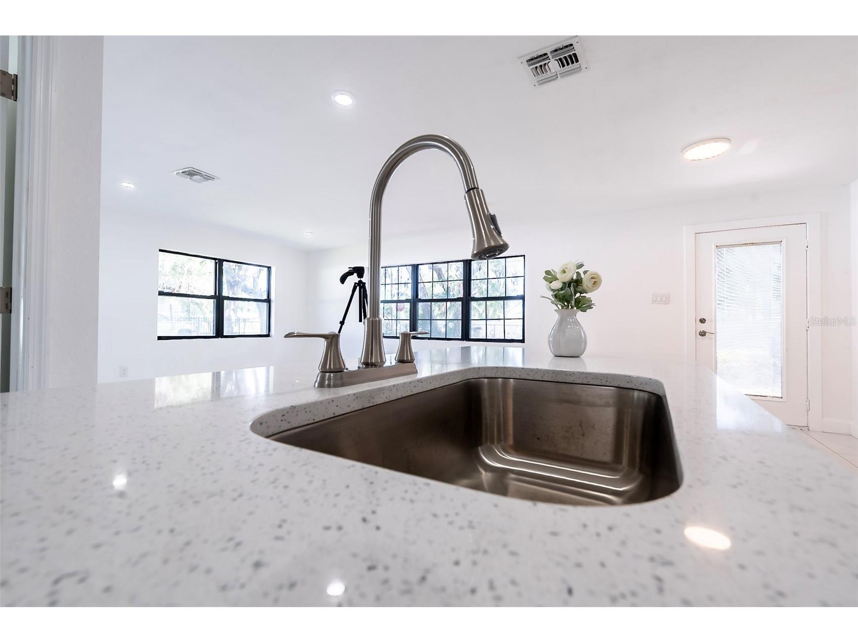 4250 Lake Avenue Kissimmee FL 34746 O6416362 image17