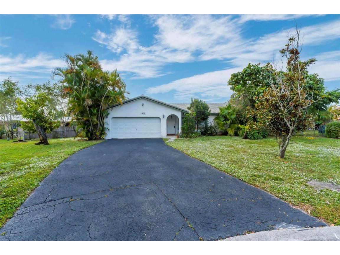 4250 NW 107th Avenue Coral Springs FL 33065 O6364036 image2