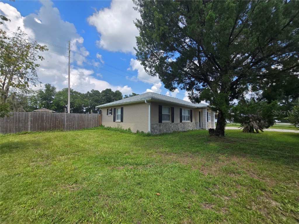 4250 NW 26th Terrace Ocala FL 34475 OM708849 image1
