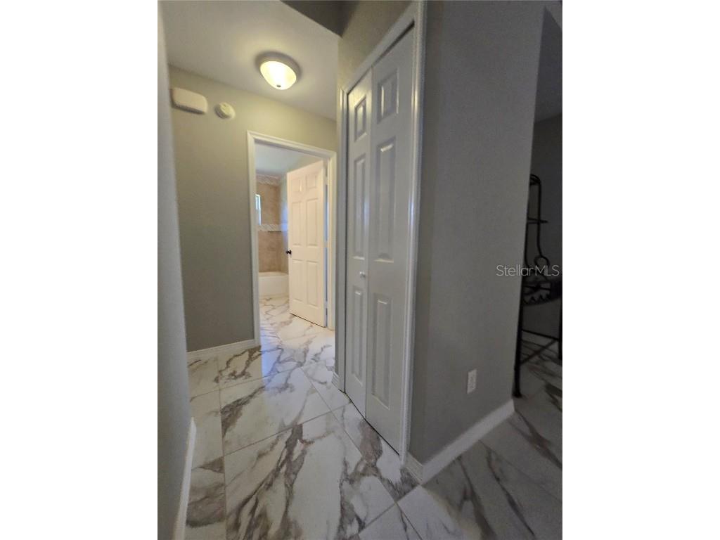 4250 NW 26th Terrace Ocala FL 34475 OM708849 image27