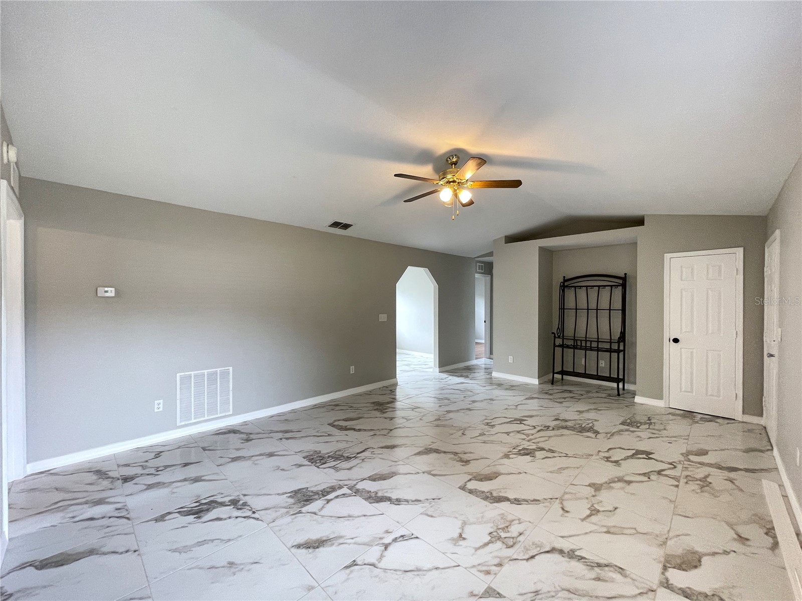 4250 NW 26th Terrace Ocala FL 34475 OM722476 image3