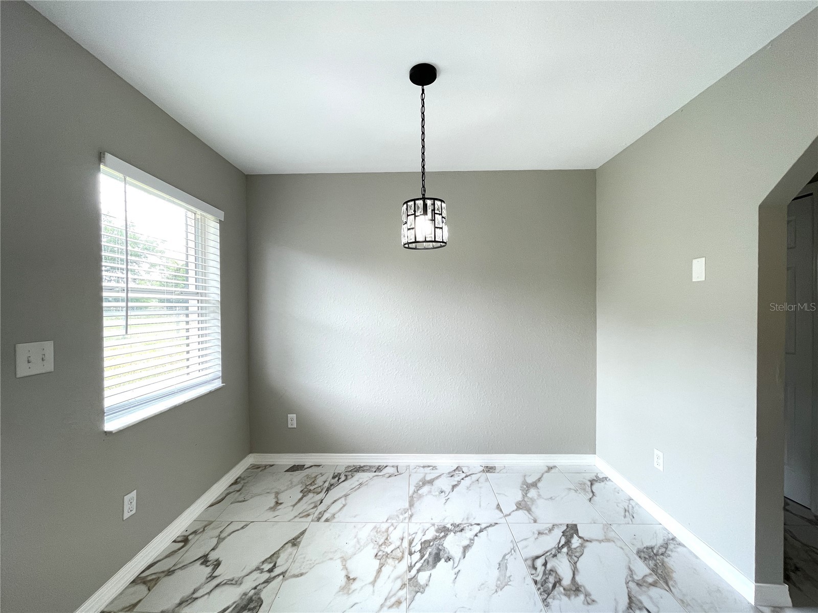 4250 NW 26th Terrace Ocala FL 34475 OM722476 image9
