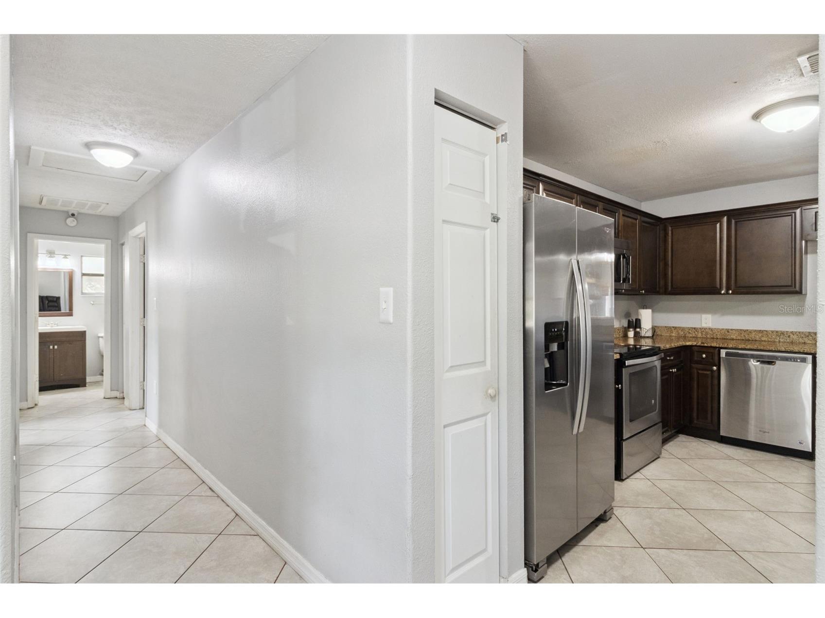 4250 Valencia Drive Indian Lake Estates FL 33855 - LAKE WEOHYAKAPKA O6384547 image12