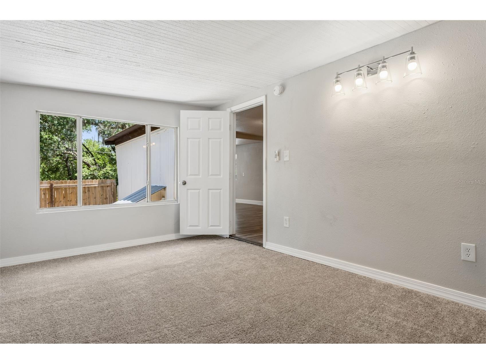 4251 Seaberg Road Zephyrhills FL 33541 TB8506320 image10