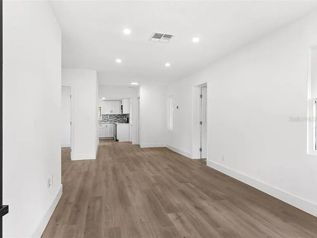 4251 Tangerine Avenue Sanford FL 32773 A4689152 image14