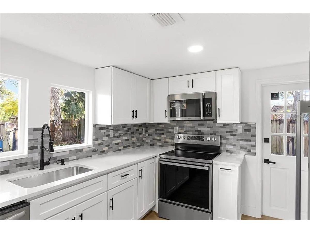 4251 Tangerine Avenue Sanford FL 32773 A4689152 image9