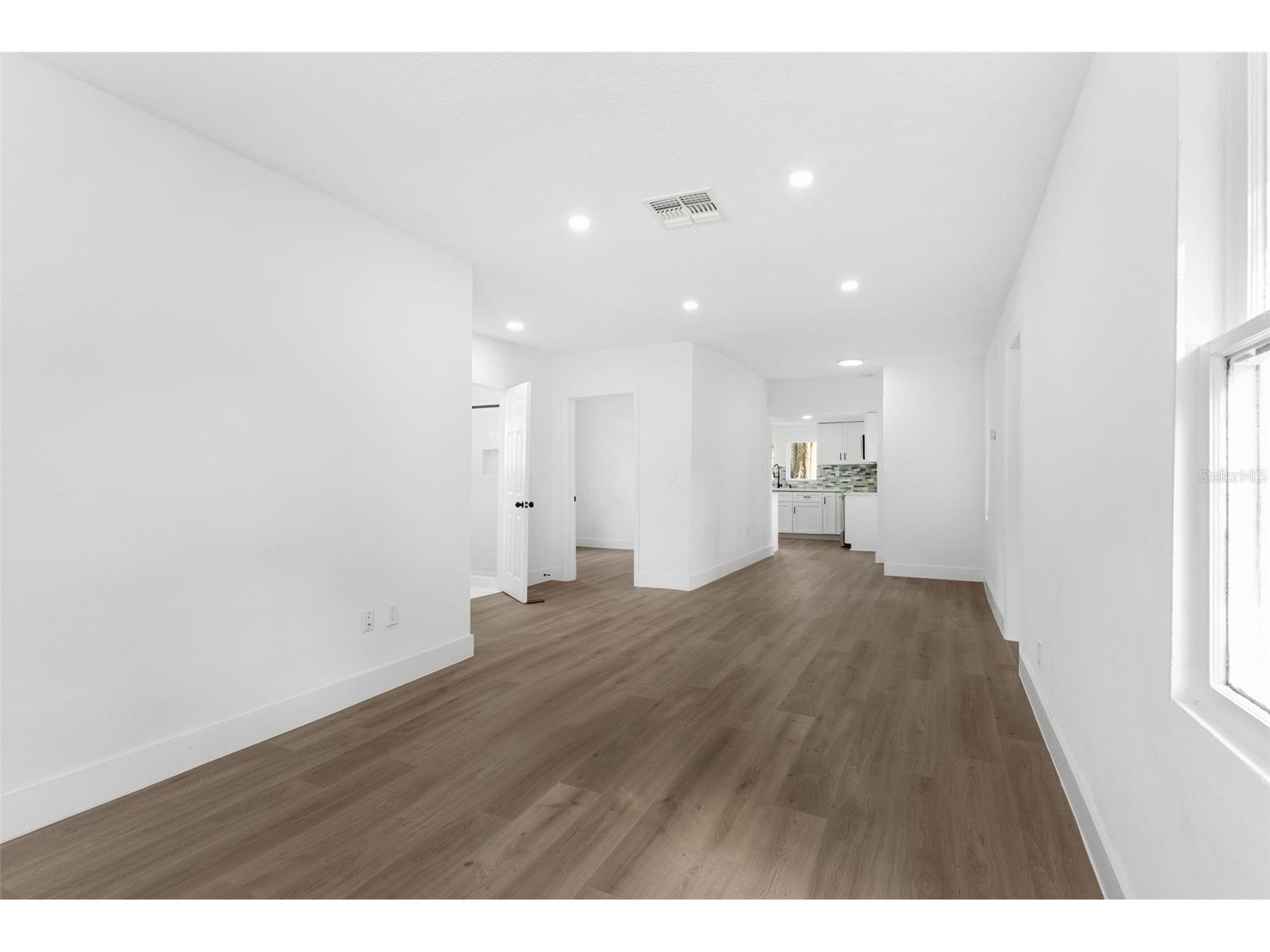 4251 Tangerine Avenue Sanford FL 32773 C7523614 image8