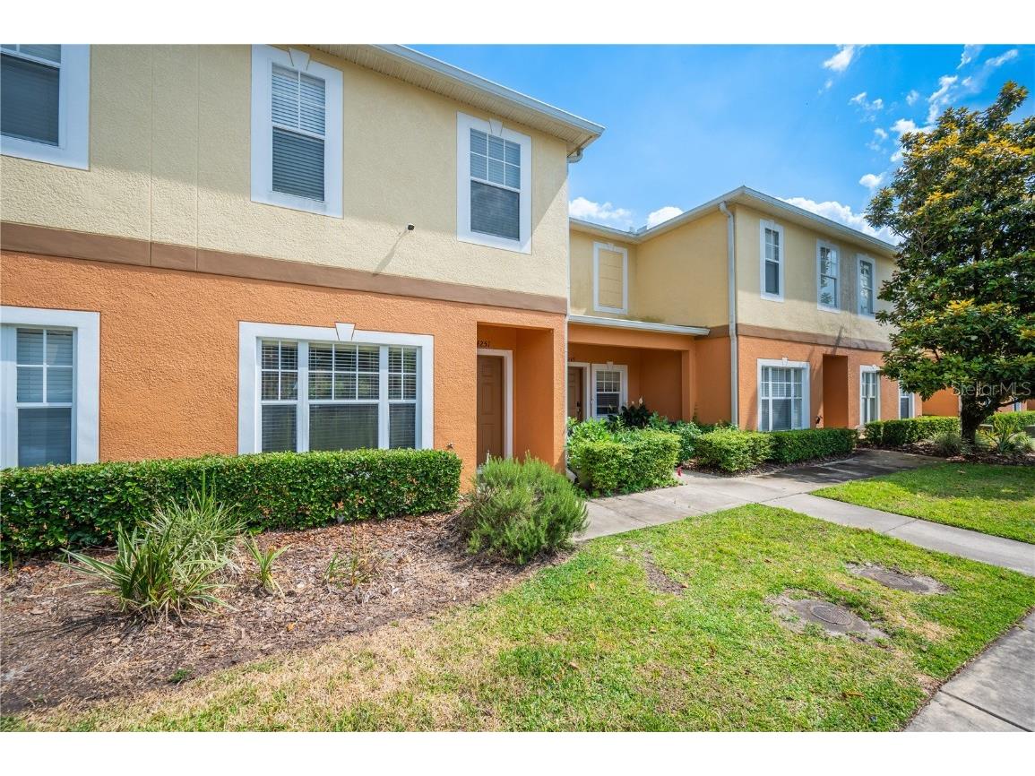 4251 Winding Vine Drive Lakeland FL 33812 L4944616 image1