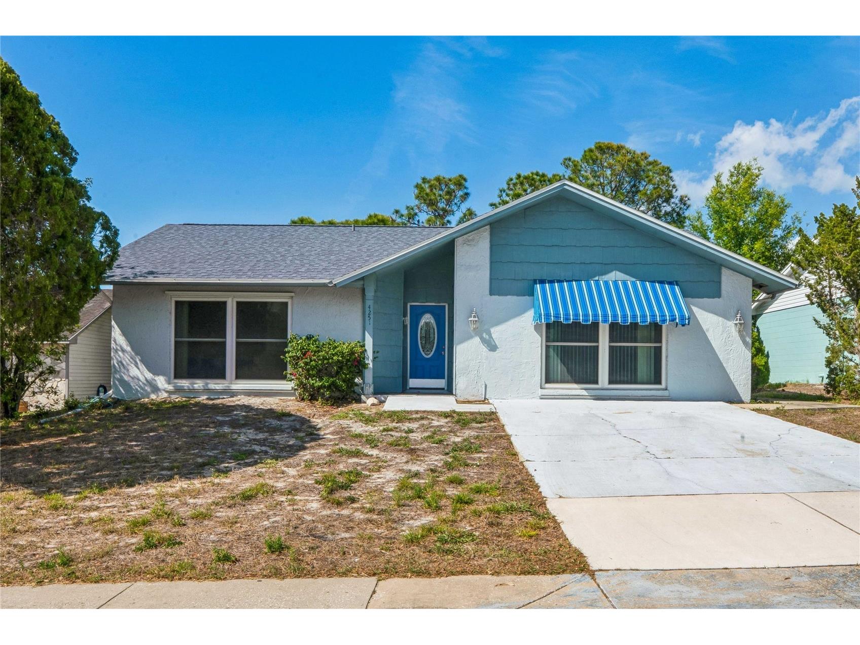 4251 Woodfield Avenue Holiday FL 34691 W7884119 image1