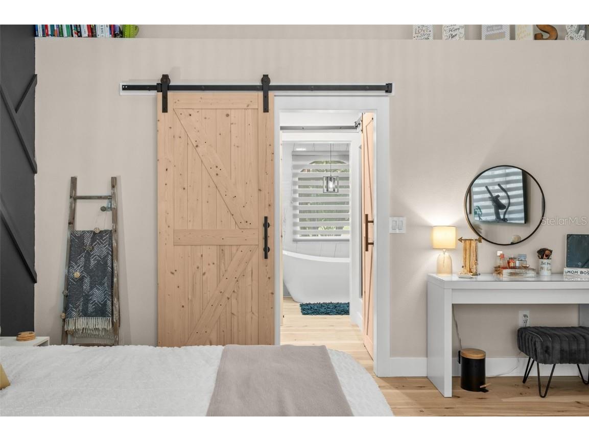 4252 Boswell Place Sarasota FL 34241 A4670812 image25