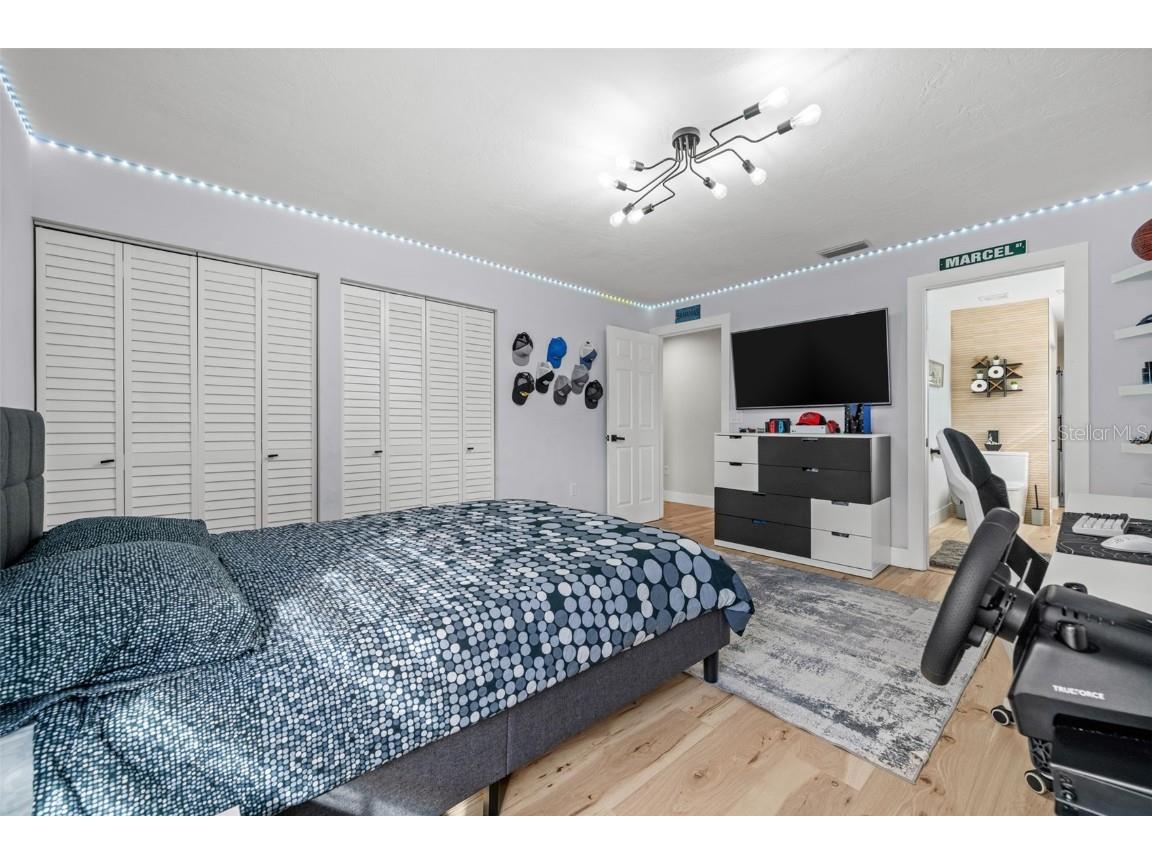 4252 Boswell Place Sarasota FL 34241 A4670812 image30