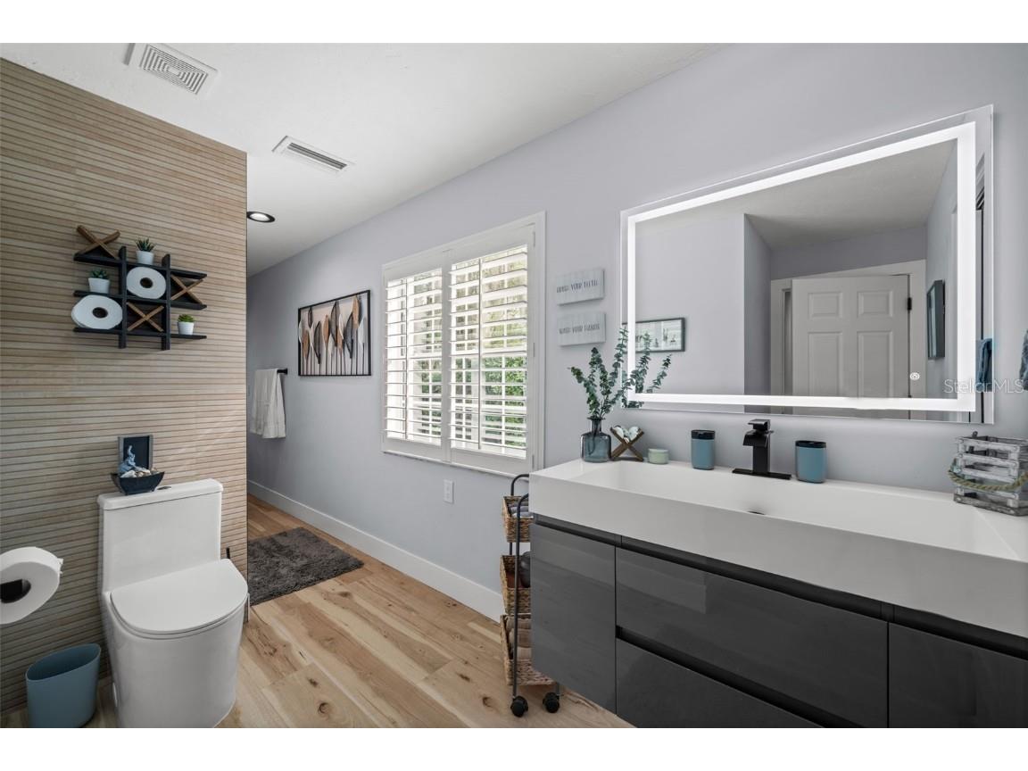 4252 Boswell Place Sarasota FL 34241 A4670812 image31