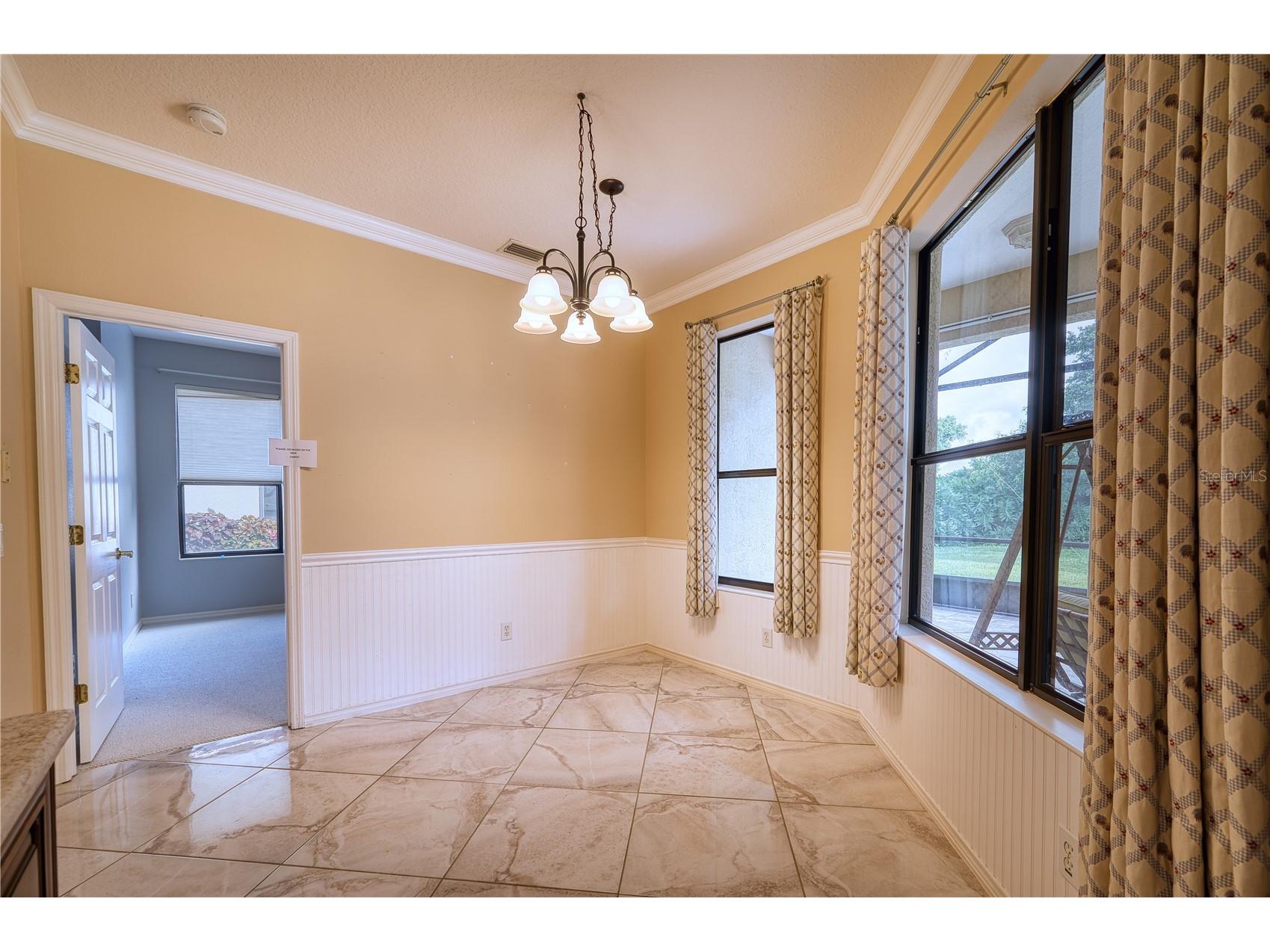 4252 Mackay Falls Terrace Sarasota FL 34243 A4695428 image11