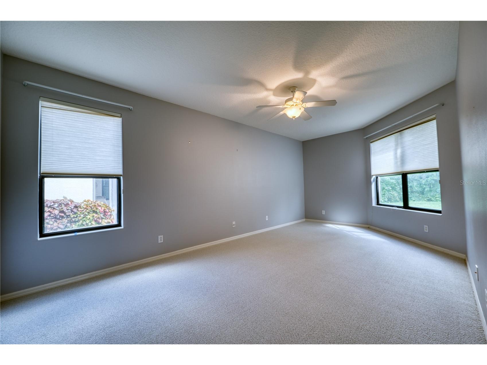 4252 Mackay Falls Terrace Sarasota FL 34243 A4695428 image18