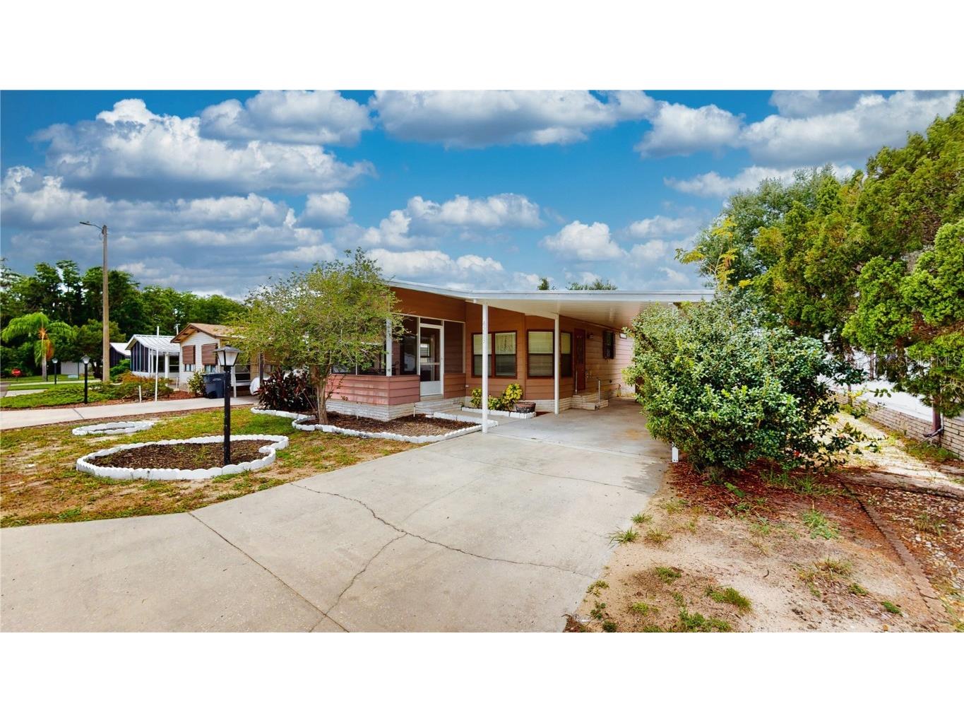 4253 Camelia St Lake Wales FL 33898 - LAKE PIERCE P4925887 image1