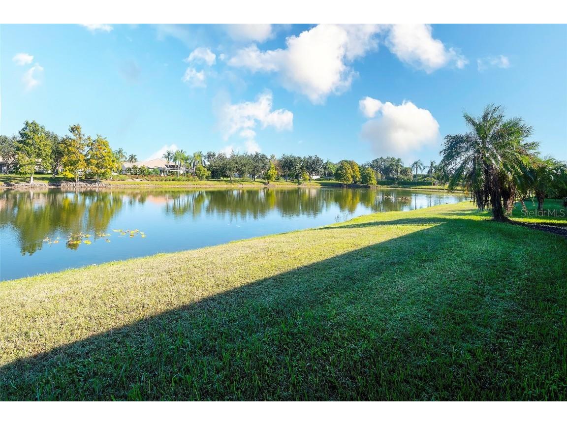 4253 Cascade Falls Drive Sarasota FL 34243 A4671108 image27