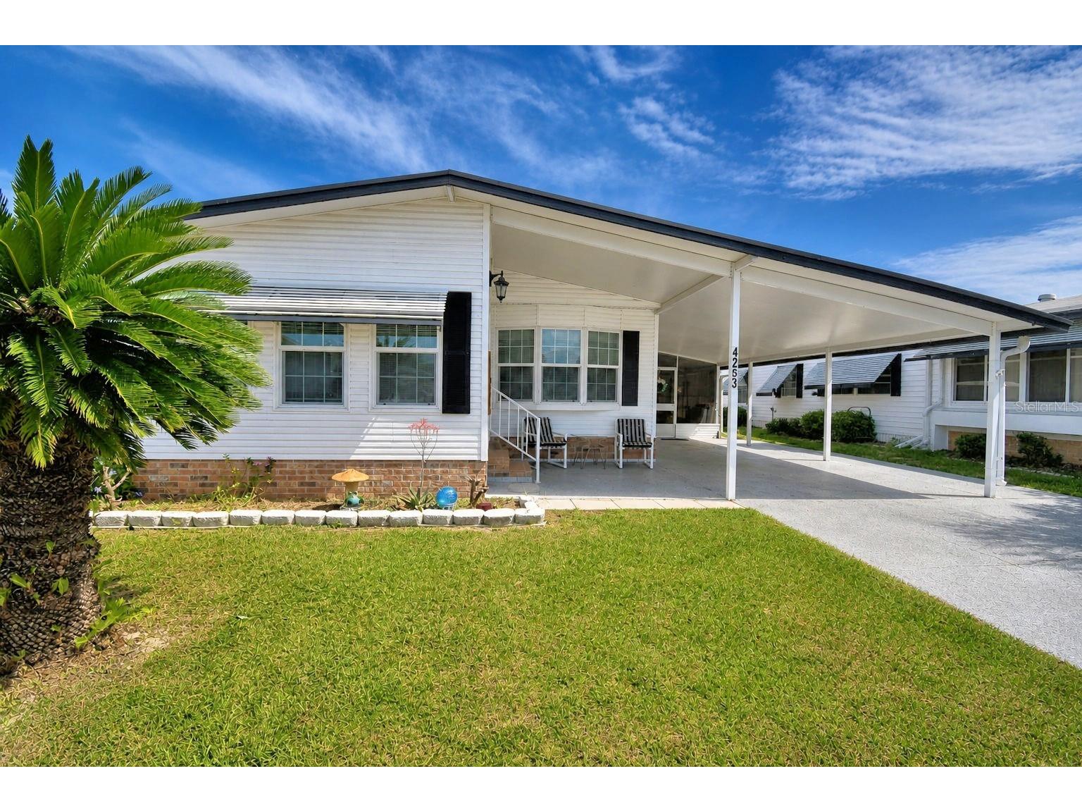 4253 Cedarwood Street Winter Haven FL 33880 - Dinner Lake P4938563 image1